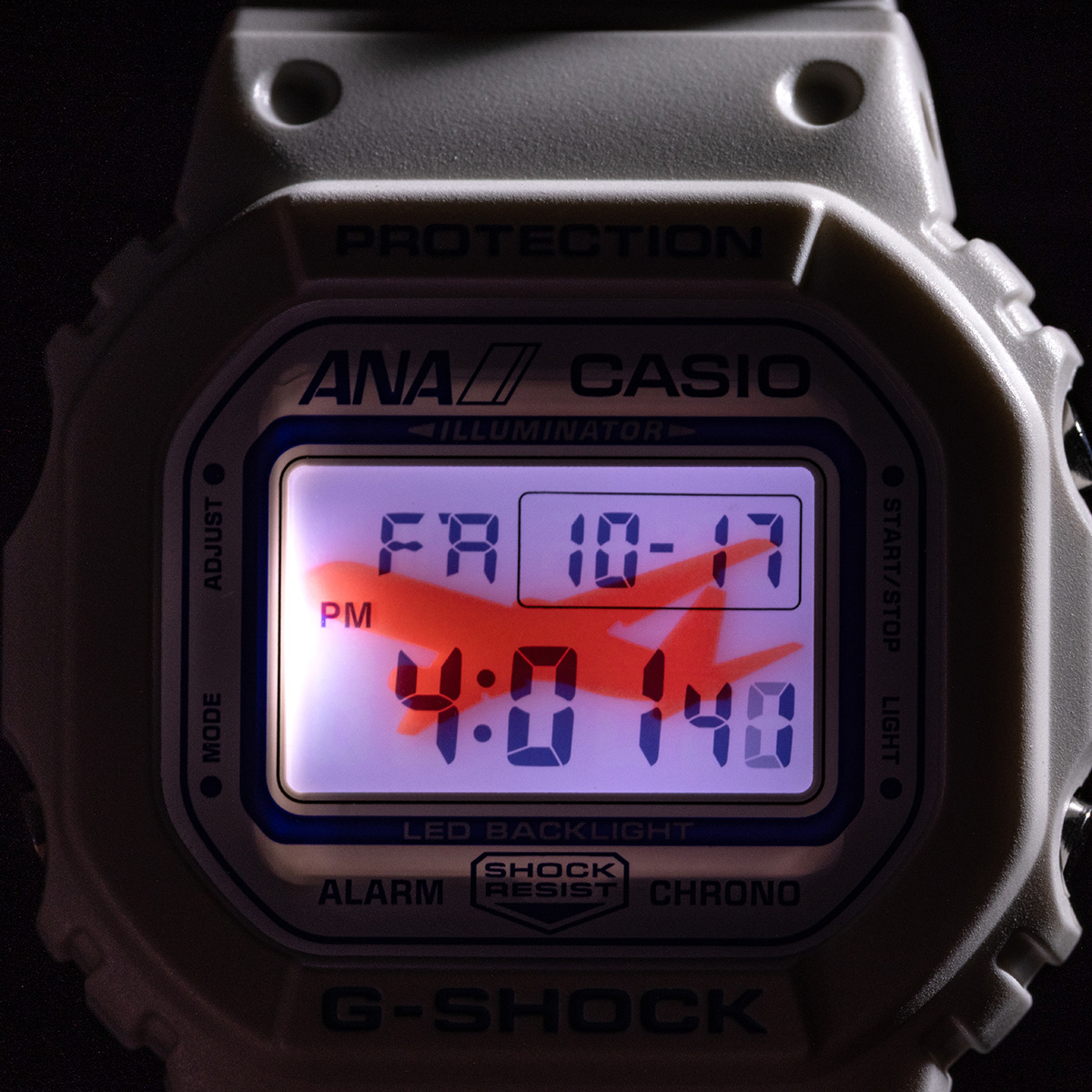 ANAとG-SHOCKとのコラボレーションウォッチが登場。 旅情を誘う爽やか