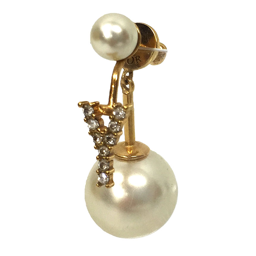 楽天市場】ディオール パール ピアス（モチーフイニシャル）の通販