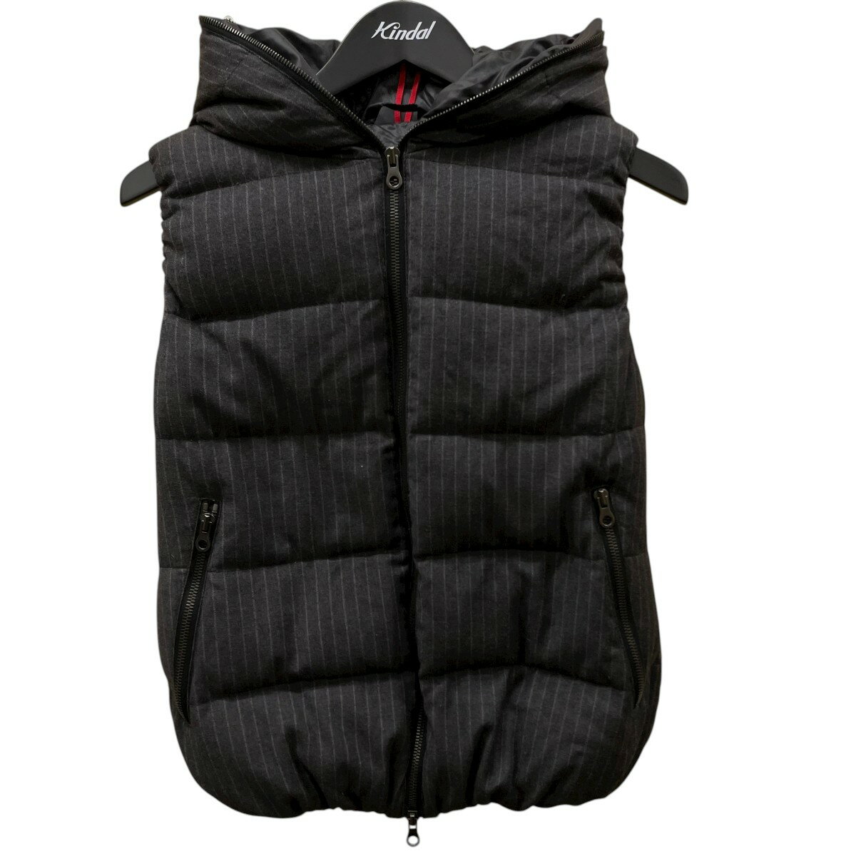 楽天市場】duvetica ダウンベスト グレーの通販