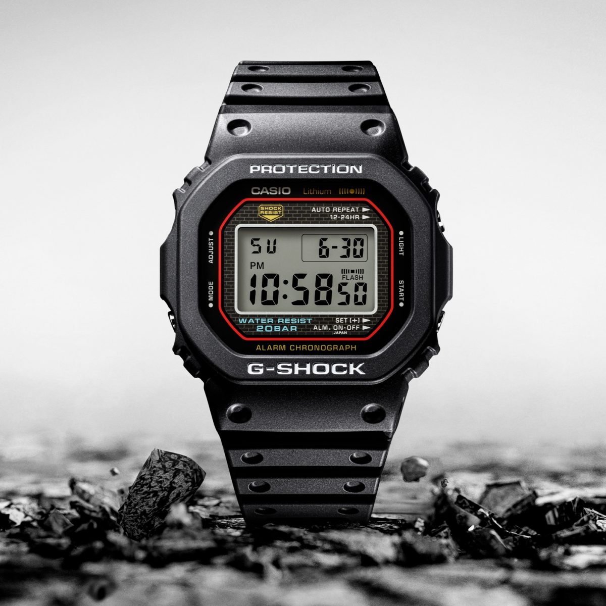 1983年発売の初代【G-SHOCK】を忠実に再現した復刻版が定番モデルに