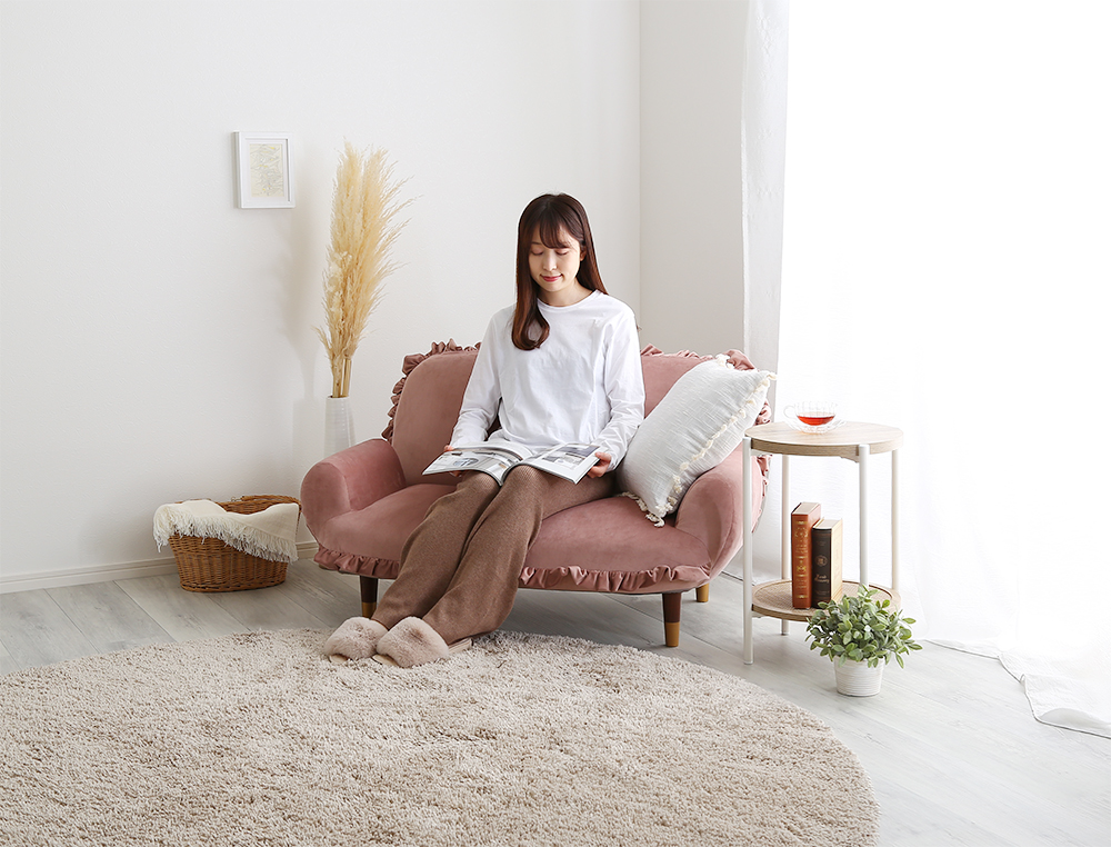 フリル付きベロアソファ 2人掛け Chammy チャミー - 家具専門店どあど