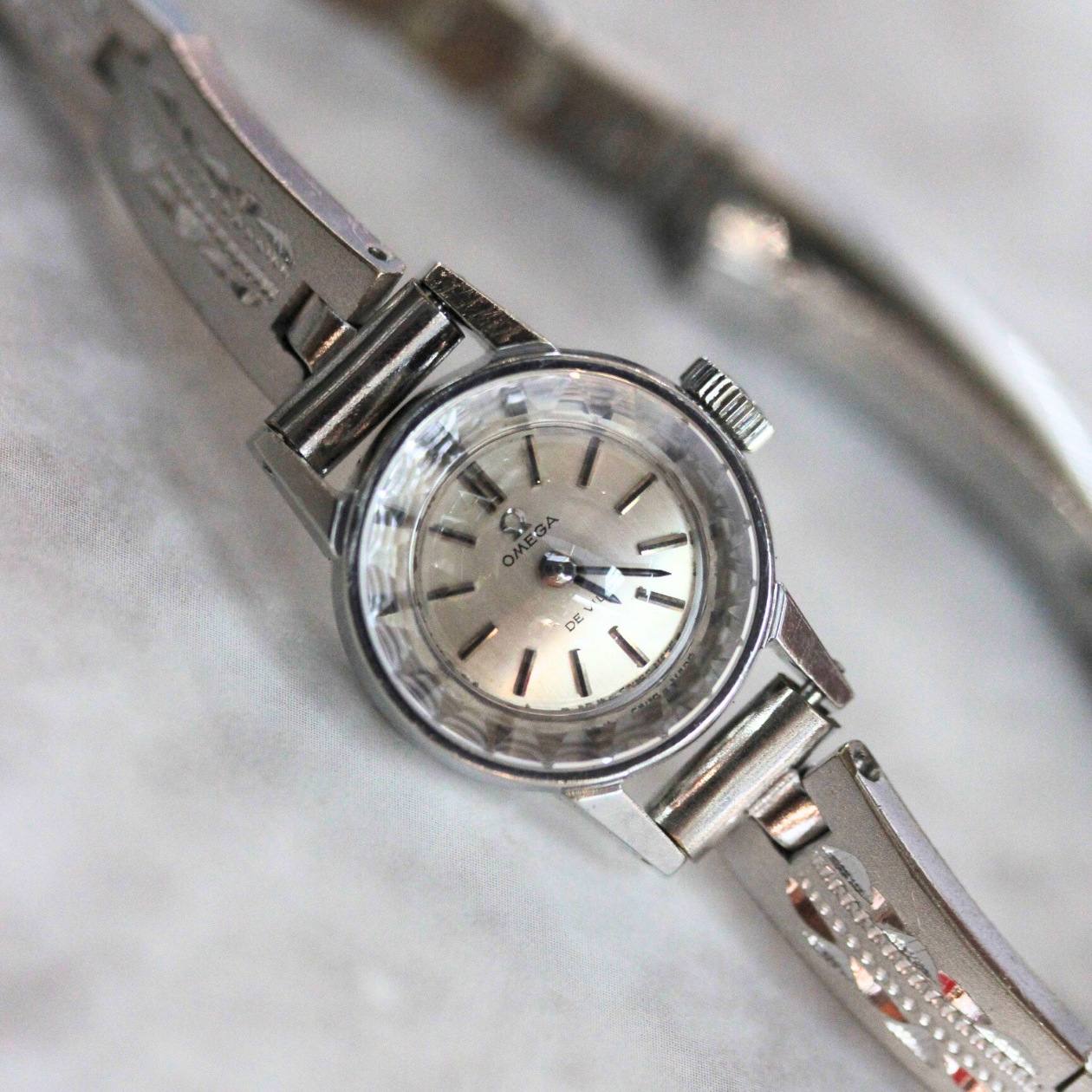 OMEGA / オメガ / DE VILLE（オメガ デビル）/ 1969年式 / 手巻き式