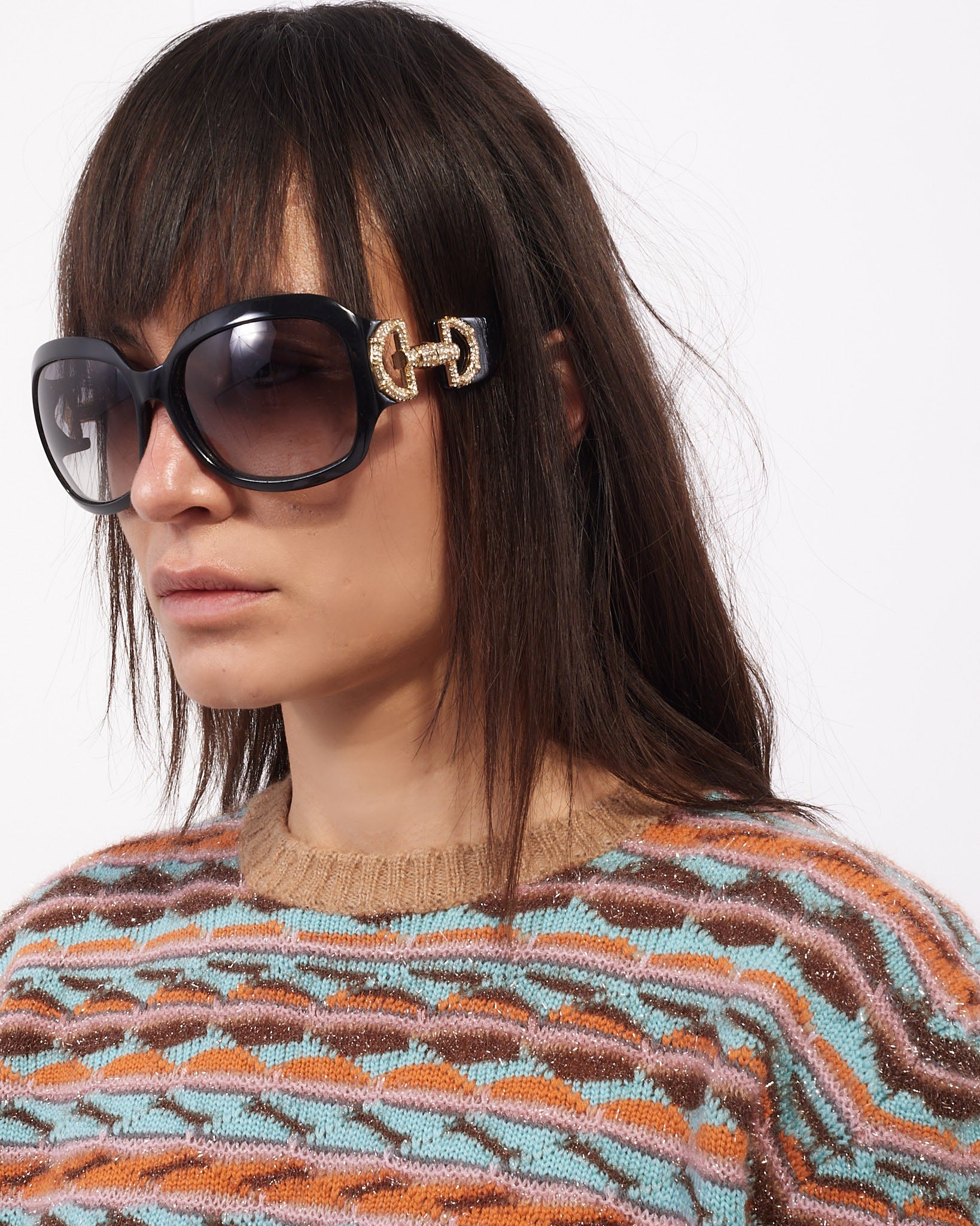 Explore a Gucci Black Crystal Horsebit Oversized GG3017/S