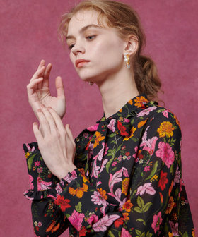 LOULOU WILLOUGHBY】シンメトリーフラワーリボンブラウス|allureville