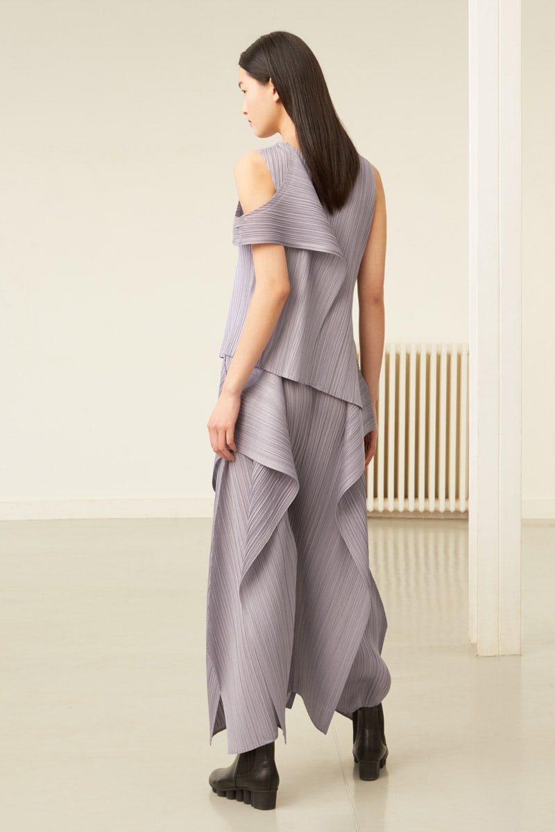 秋のおしゃれはじめ。プリーツ プリーズ イッセイ ミヤケから心踊る