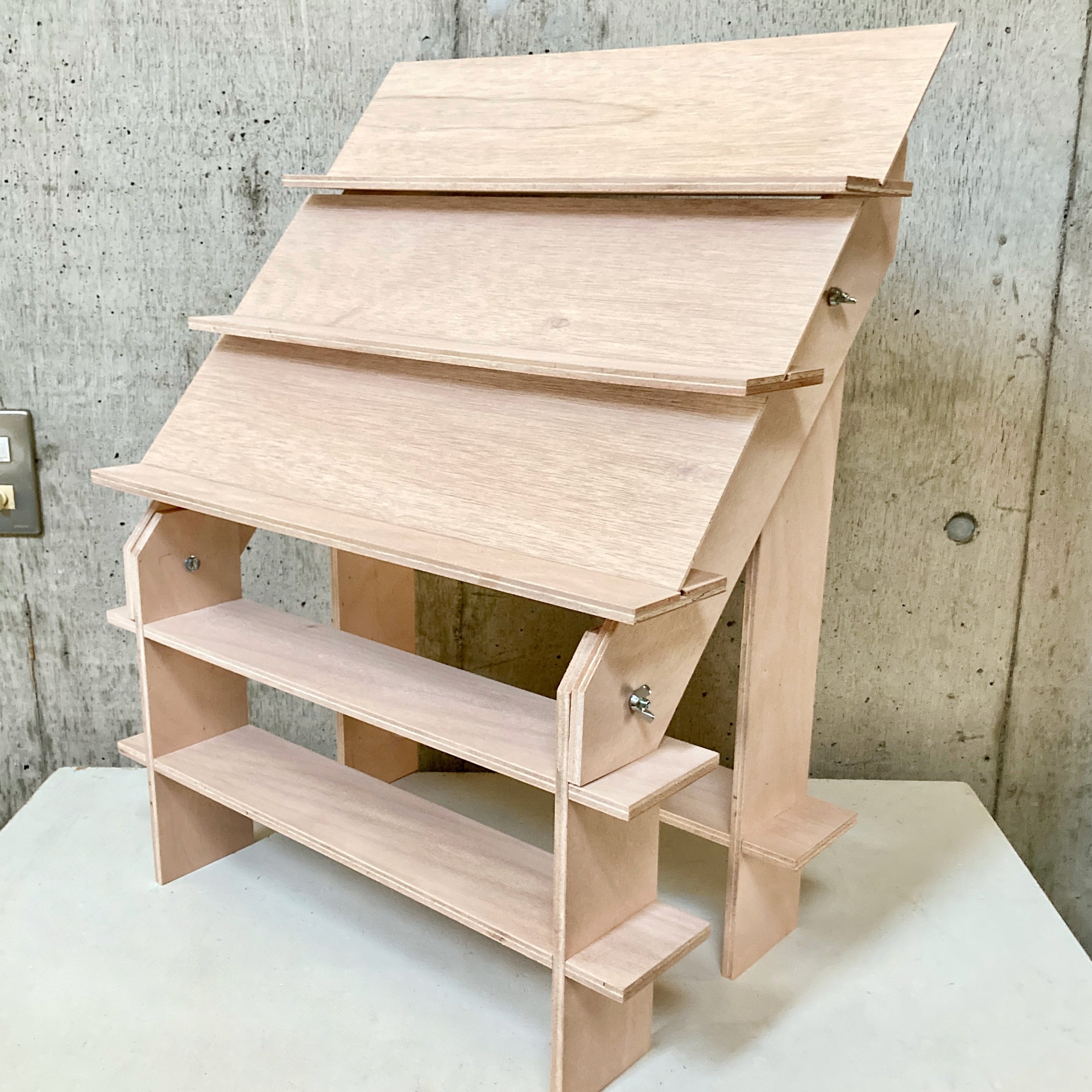 什器 ひな壇スリムアクセ5段/背面1段/50幅/普通合板〈上質材〉3Way