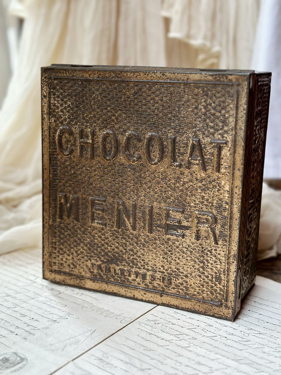 ショコラムニエのTIN缶 CHOCOLAT MENIER | Brocante de La Cocotte