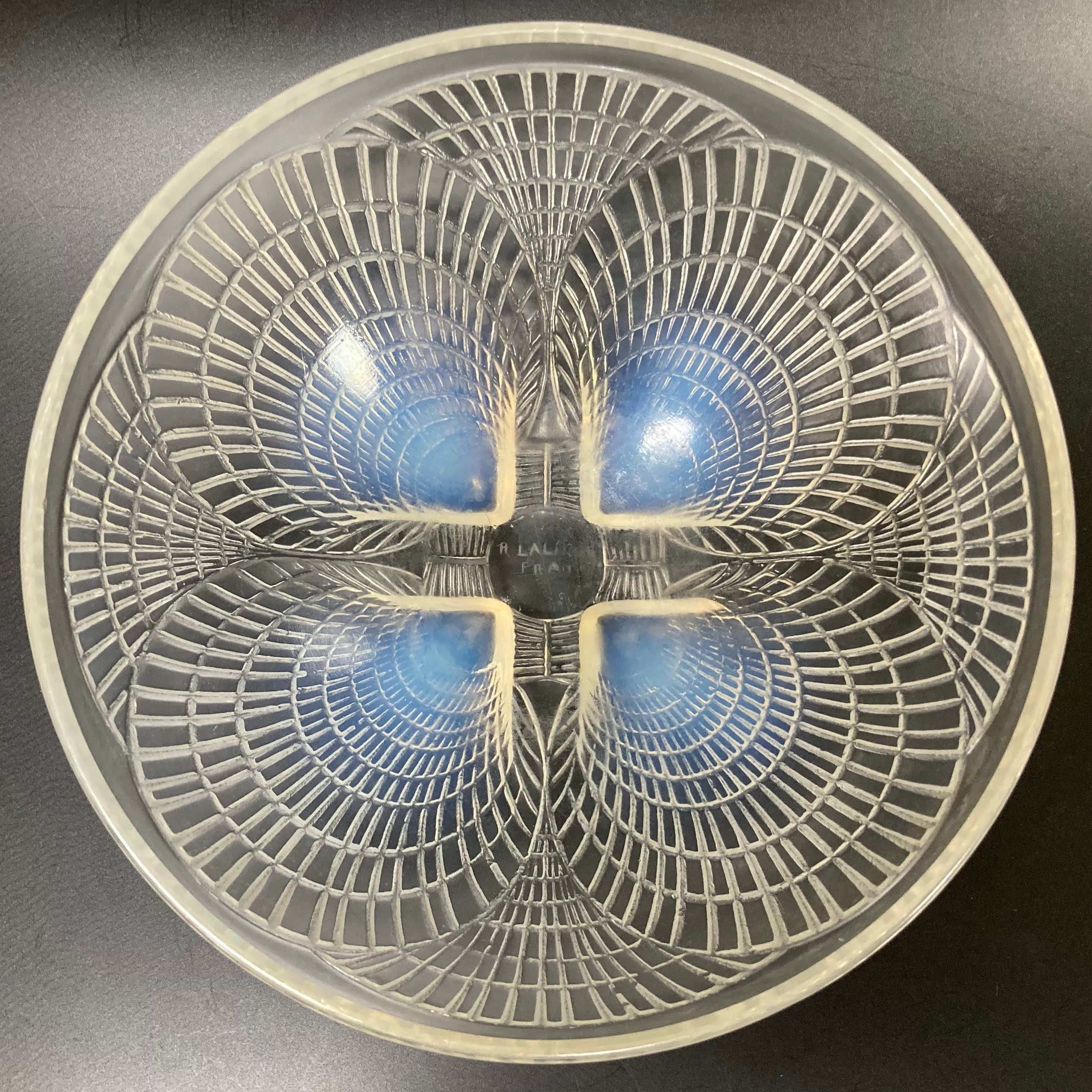 ラッシーさん専用ガラス界の至宝☆ルネ・ラリック オパルセント大型