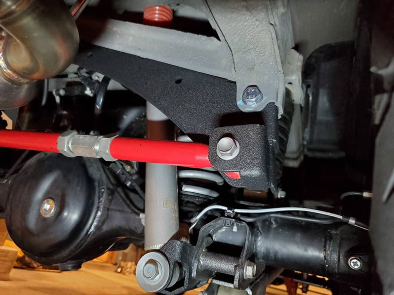 JB64.74 リアラテ オフセットダウンブラケット | JCR