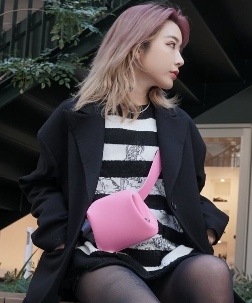 OSOI（オソイ）の「OSOI/オソイ/PEANUT BROT PINK（ショルダーバッグ