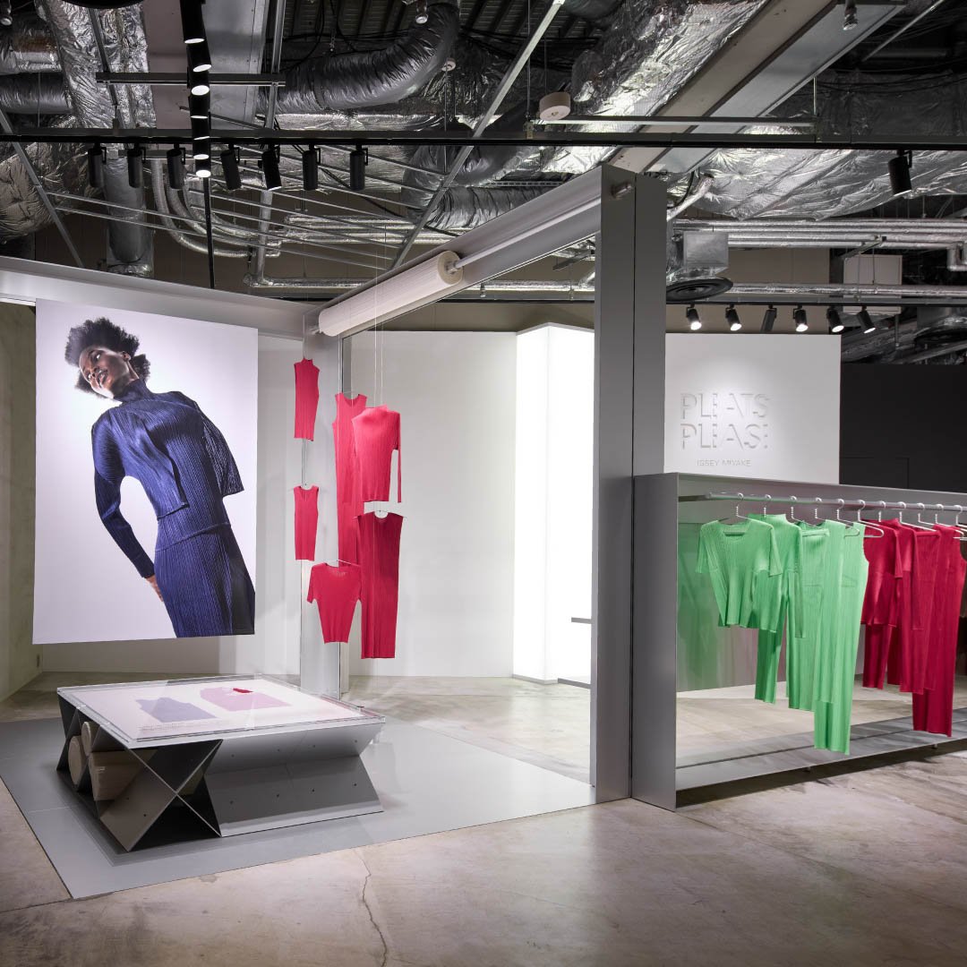 プリーツ プリーズ イッセイ ミヤケ」六本木店がリニューアル