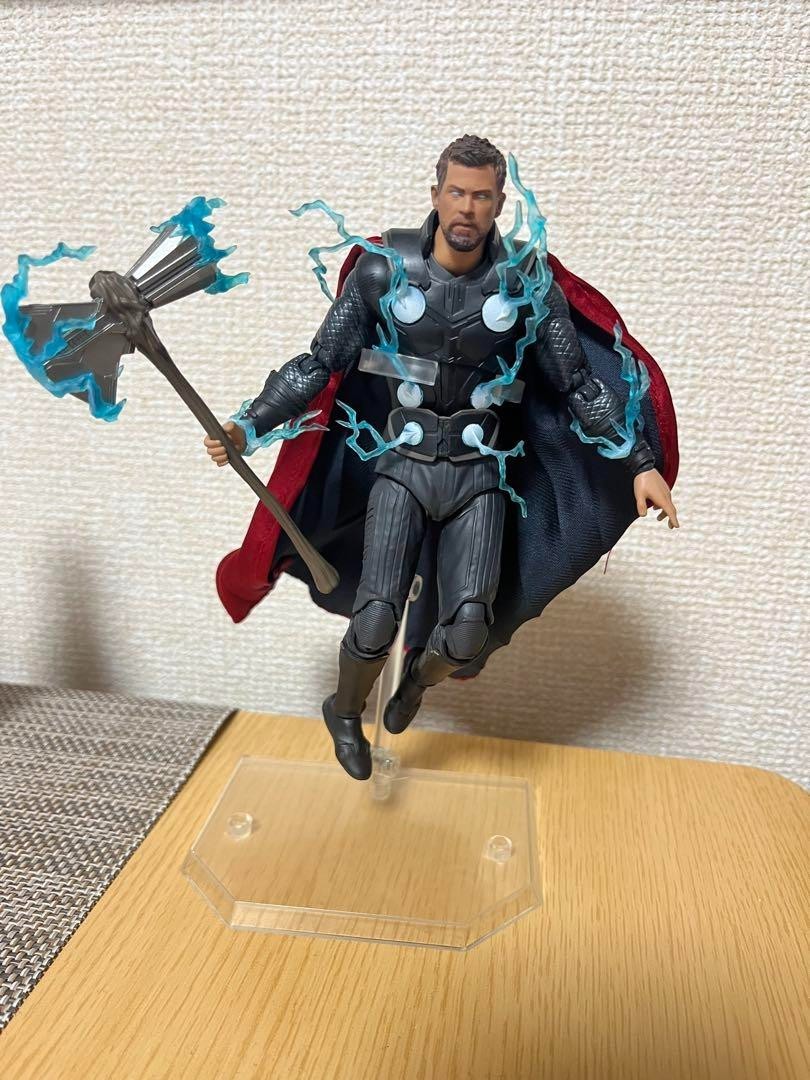 MAFEX No.104 Avengers Infinity War THOR Marvel Action Figure Used