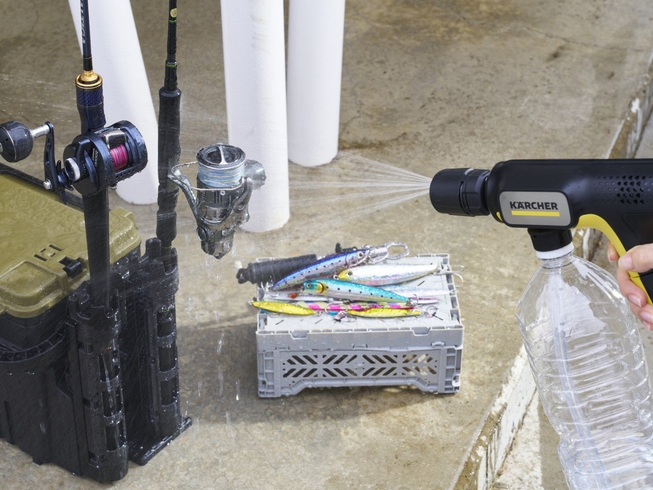 お出かけ先で、新しい洗浄体験！ “手のひらサイズ”のモバイル高圧洗浄