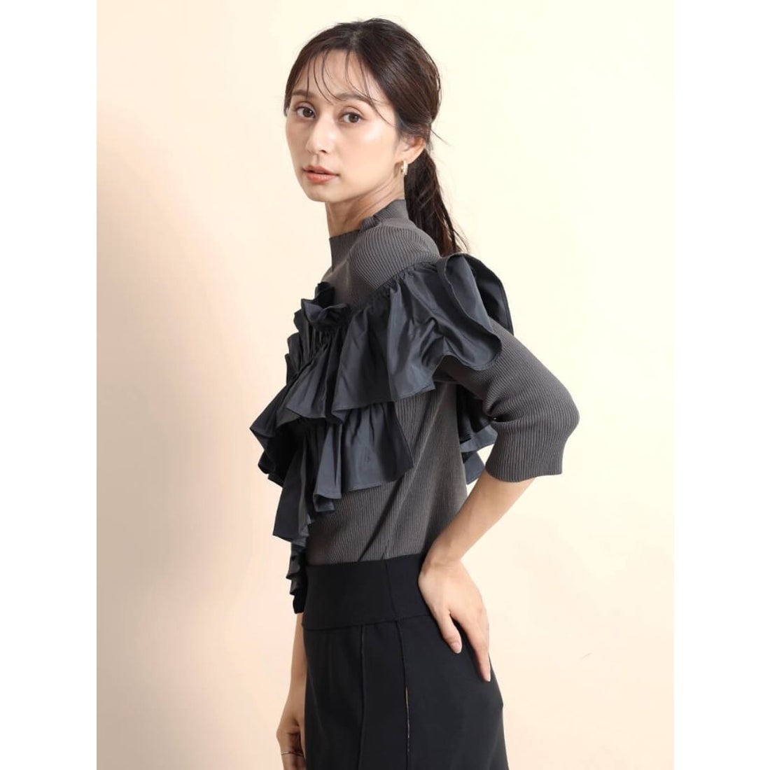 フェンネル FENNEL フリルビスチェマルチwayニットトップス