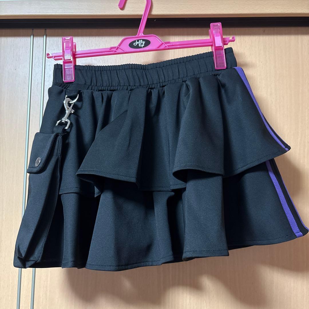 『REFLEM/レフレム』ポーチ付きジャージフリルスカート ブラック×パープル REFLEM（レフレム） スカート 「REFLEM/レフレム」ポーチ付きジャージ