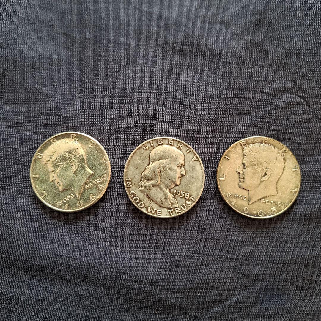 アメリカ、銀貨、ケネディハーフドル銀貨等3枚 アメリカ 50S銀貨 ケネディ大統領 ハーフダラー 1966年銘 準未品
