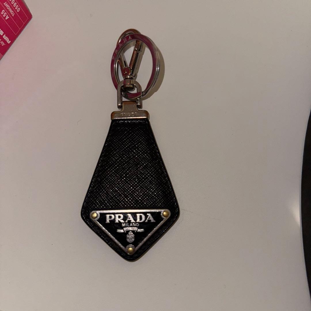 PRADA ブラックナイロン キーホルダー 楽天市場】【ｸｰﾎﾟﾝ5%OFF】プラダ／PRADA 