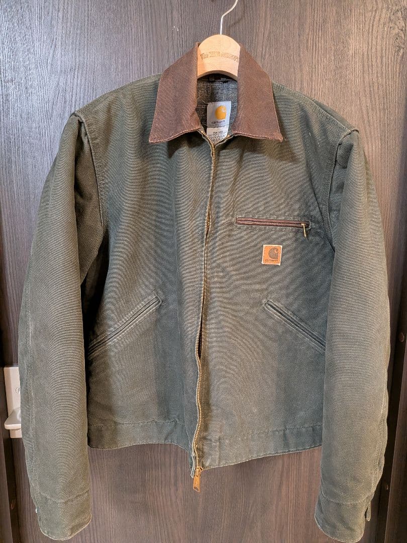 カーハートデトロイトジャケットj97 mos　モスグリーン　S seize カーハートデトロイトジャケットj97 mos モスグリーン S seize - メルカリ