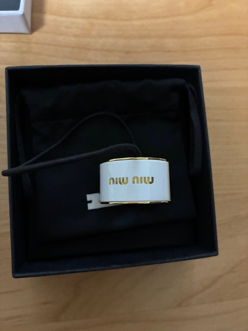 miu miu ヘアゴム 楽天市場】□新品□未使用□ miumiu ミュウミュウ ヘアゴム ヘア