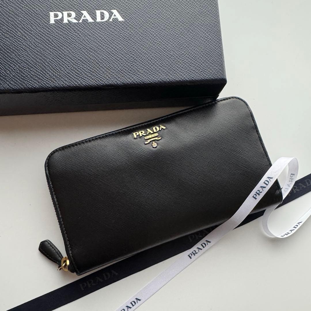 【美品】261 PRADA プラダ ラウンドファスナー 長財布 PRADA（プラダ） プラダ財布 ラウンドファスナー長財布 レディース