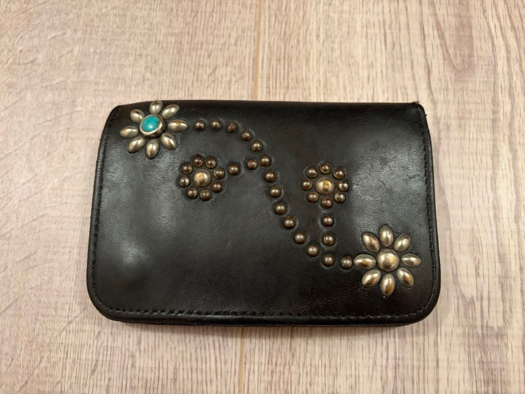 HTC ターコイズフラワースタッズ レザーウォレット HTC #125 TQ フローラル ターコイズ 別注 ジッパー ラージ スタッズ