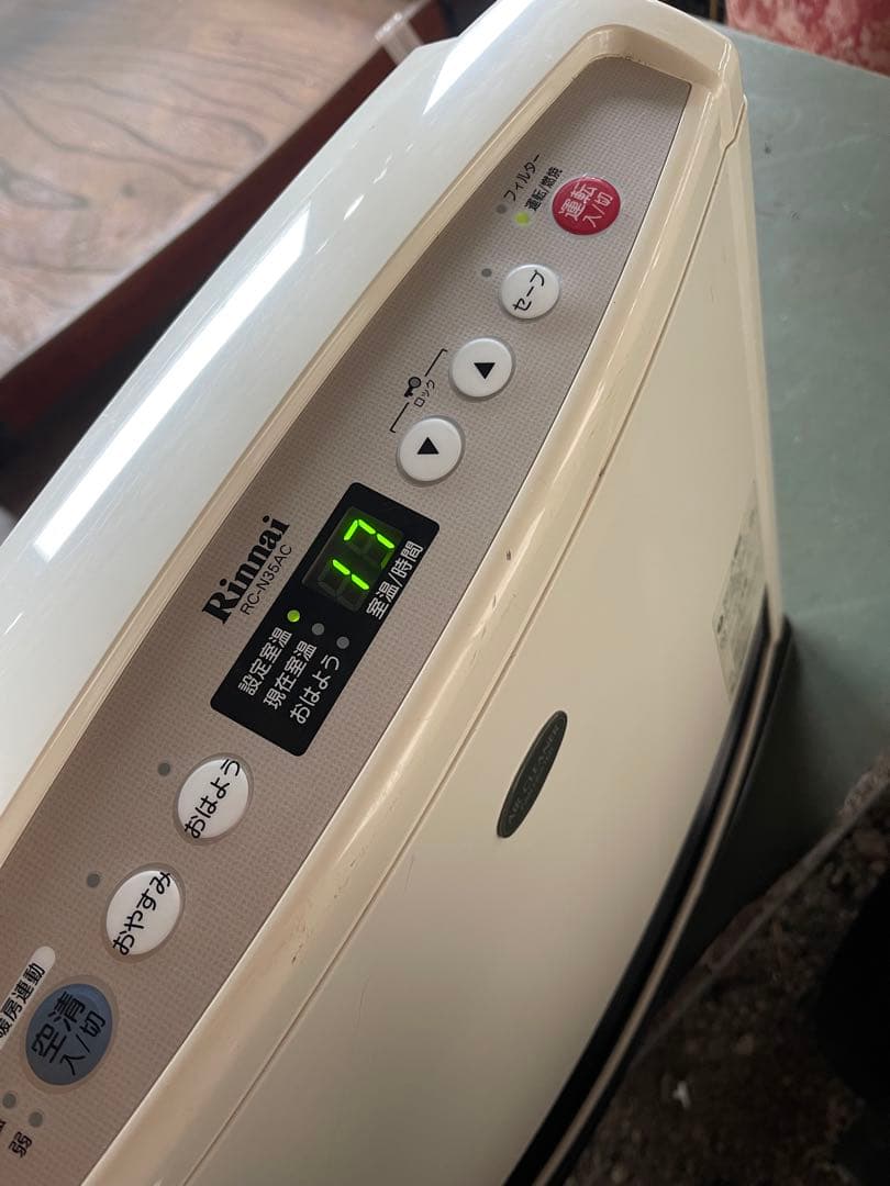 Rinnai リンナイ ガスファンヒーター都市ガス用 RC-E4002AC-1 - メルカリ