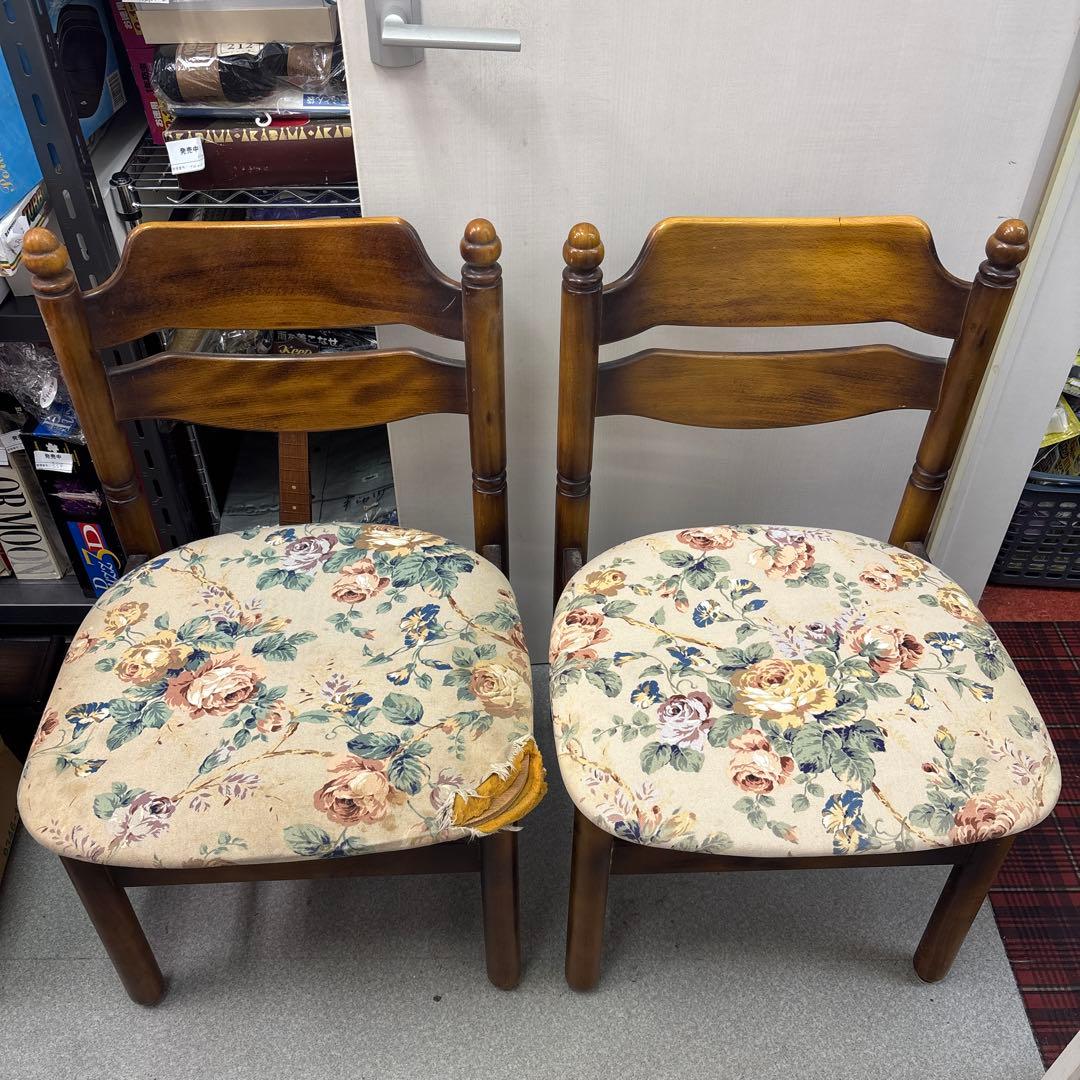 訳あり　カリモク　椅子　2個セット　 ダイニングチェア 花柄 GMHH80A○karimoku / カリモク コロニアル ダイニングチェア 2脚セット