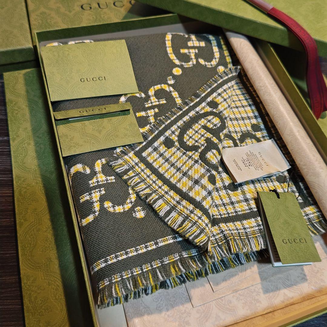 ❤新品❤箱袋付き最高級ウール❤GUCCI ジャカード マフラー❤カーキ色❤ GUCCI（グッチ） ストール 5カラー 刺繍名入れ マフラー メンズ